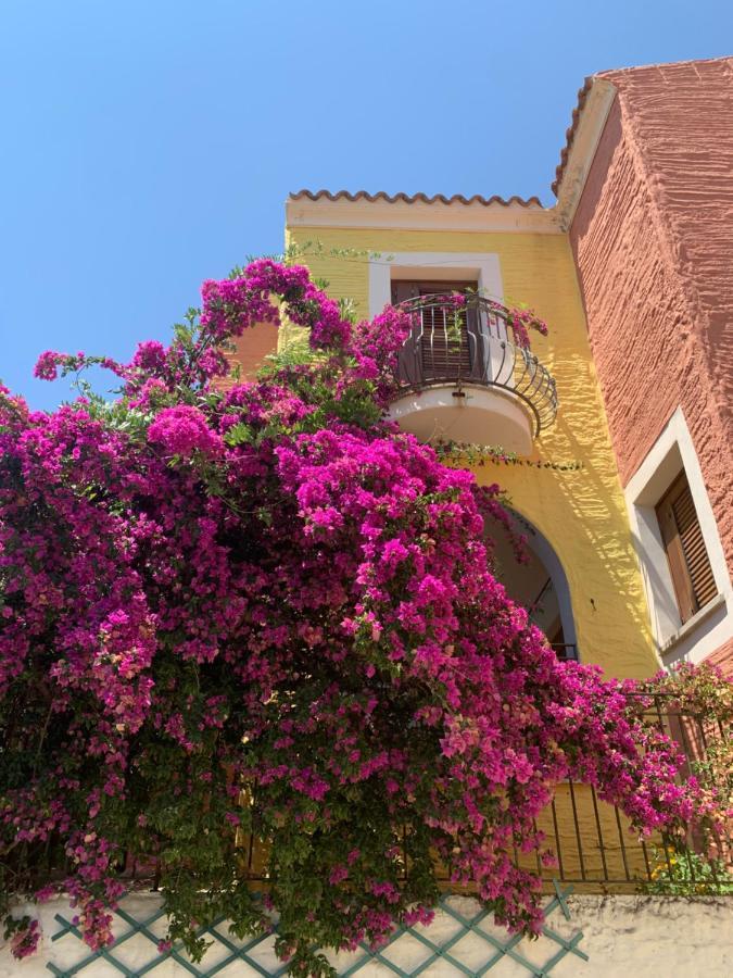 Residenza Il Melograno Villa Budoni Exteriör bild